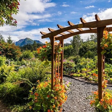 Stillpoint Lodge - All-Inclusive Halibut Cove 외부 사진