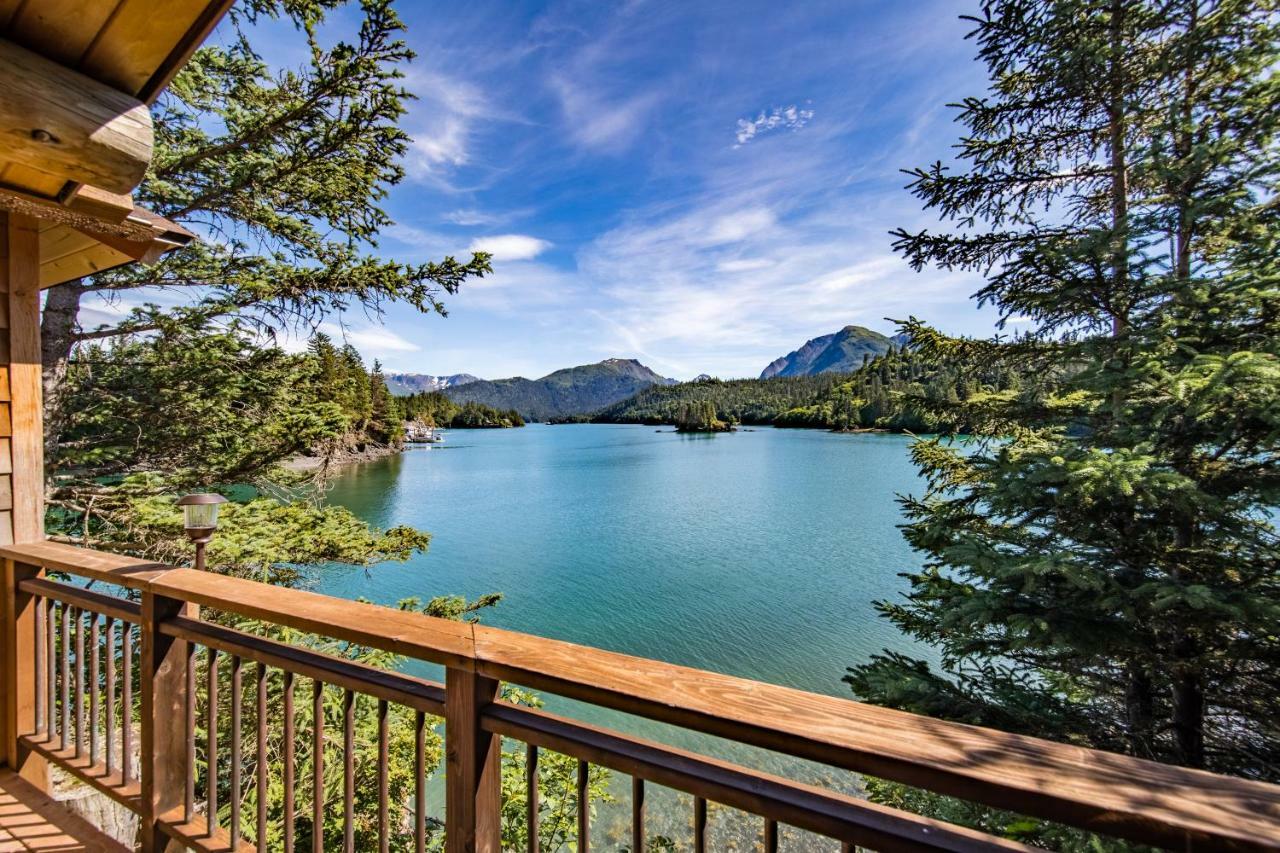 Stillpoint Lodge - All-Inclusive Halibut Cove 외부 사진