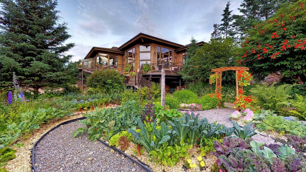 Stillpoint Lodge - All-Inclusive Halibut Cove 외부 사진