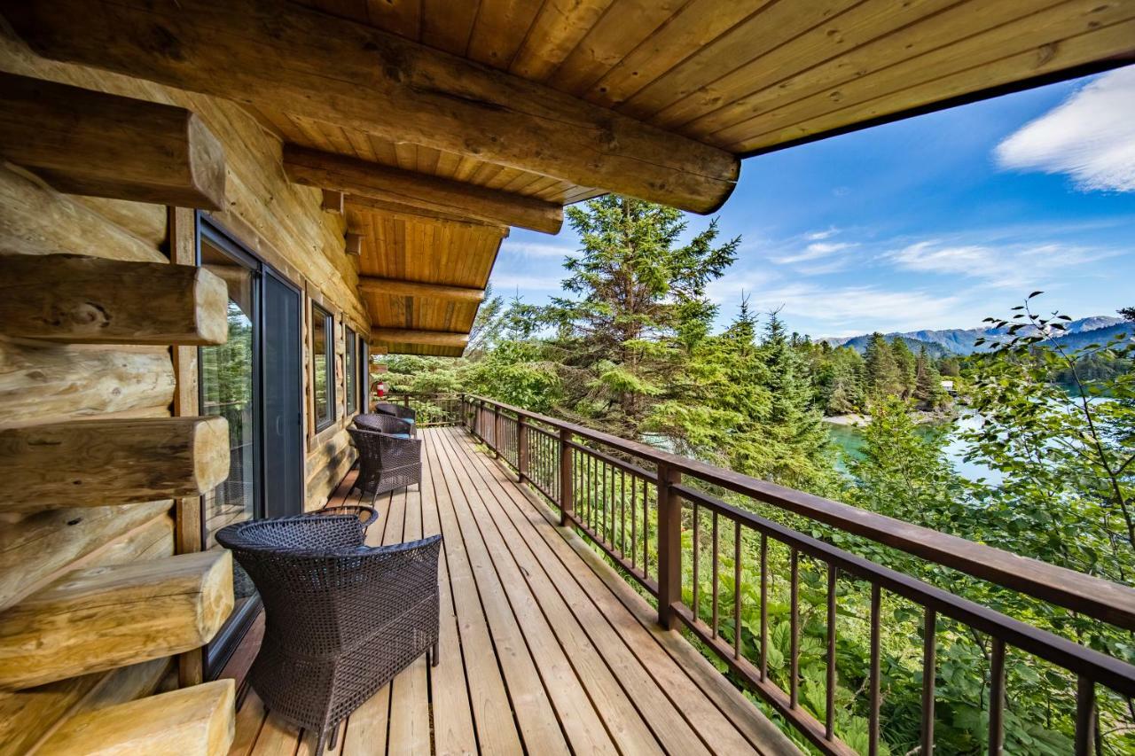 Stillpoint Lodge - All-Inclusive Halibut Cove 외부 사진