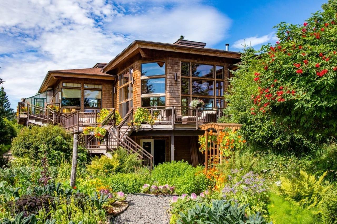 Stillpoint Lodge - All-Inclusive Halibut Cove 외부 사진