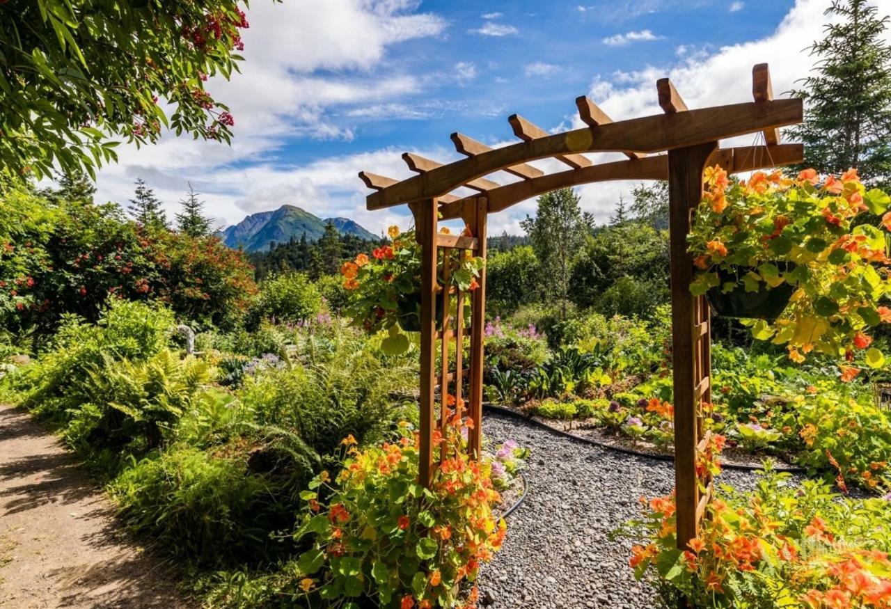 Stillpoint Lodge - All-Inclusive Halibut Cove 외부 사진